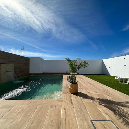 Sumatra Chalet Chiclana de la Frontera Exteriér fotografie