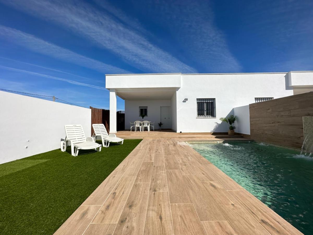 Sumatra Chalet Chiclana de la Frontera Exteriér fotografie