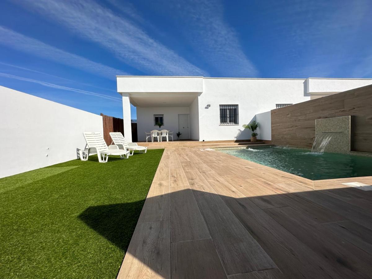 Sumatra Chalet Chiclana de la Frontera Exteriér fotografie